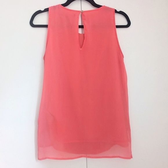 Banana Republic XS Coral Pleated Blouse - Picture 5 of 5